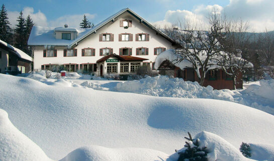 GASTHOF ROSSLWIRT Straß im Attergau