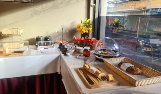 HÔTEL DE LA POSTE (B&B) Martigny