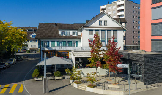 GASTHOF RÖSSLI (B&B) Steinhausen