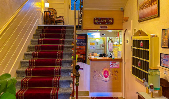 HÔTEL CONTINENTAL (B&B) Evian-les-Bains