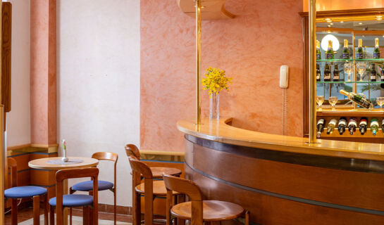 WELLNESS HOTEL JEAN DE CARRO Karlovy Vary