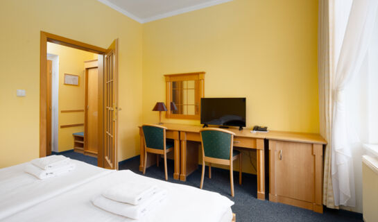 WELLNESS HOTEL JEAN DE CARRO Karlovy Vary