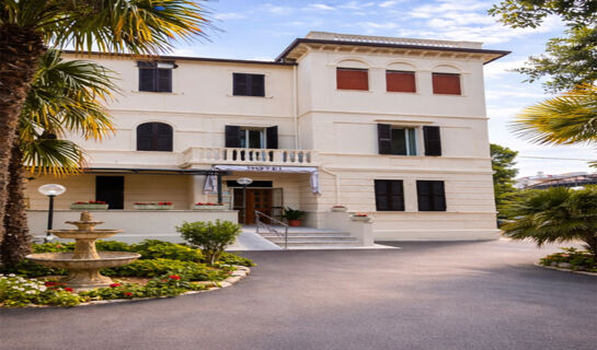 HOTEL VILLA PINA (B&B) Senigallia (AN)