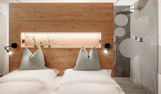 AMOLARIS GARDEN LODGES & GUESTHOUSE (B&B) Coldrano