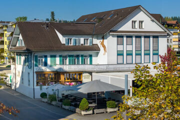 GASTHOF RÖSSLI (B&B) Steinhausen GASTHOF RÖSSLI (B&B) Steinhausen