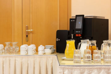 WELLNESS HOTEL JEAN DE CARRO Karlovy Vary