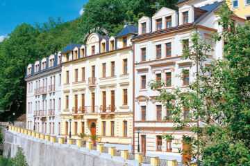 WELLNESS HOTEL JEAN DE CARRO Karlovy Vary